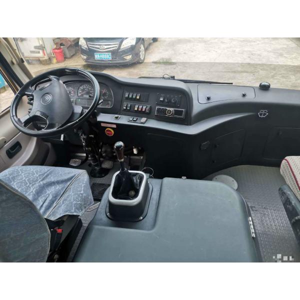 Автобус Yutong руки года 2015 19 Seater ZK6609D2 100km/H 95kw 2-ой