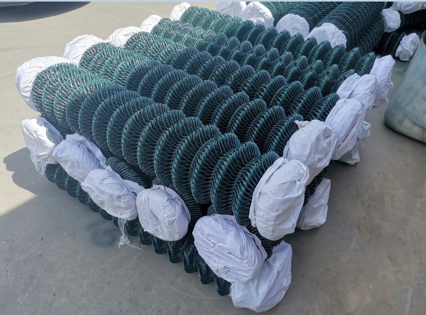 PVC края извива провода 60*60mm Opeing 3mm покрыл загородку звена цепи для фермы