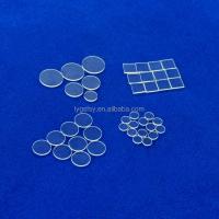 Coupe au laser de verre au quartz transparent ultra-petit