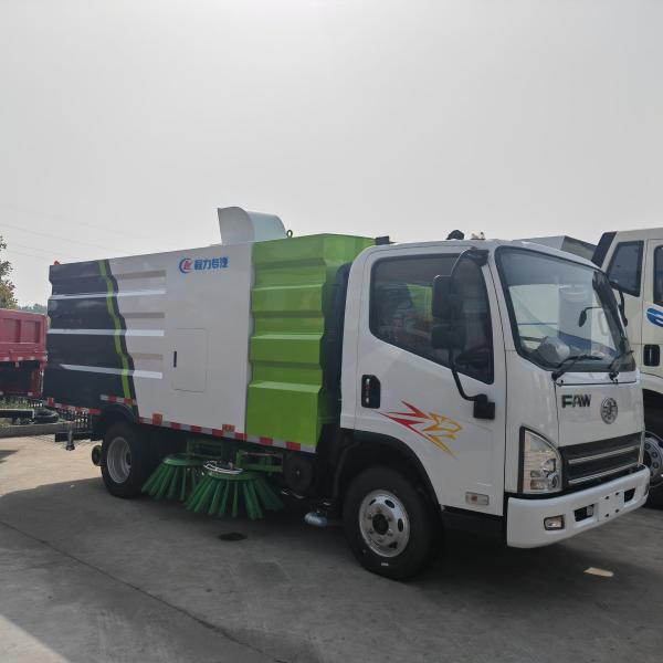 FAW RHD Road Washing Truck High Pressure Diesel Fuel Street Sweeper Vehicle