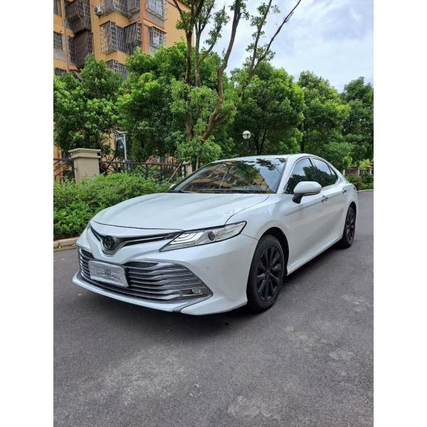 Toyota Camry 2021 версия среднего седана года 2.0L CVT автоматическая роскошная