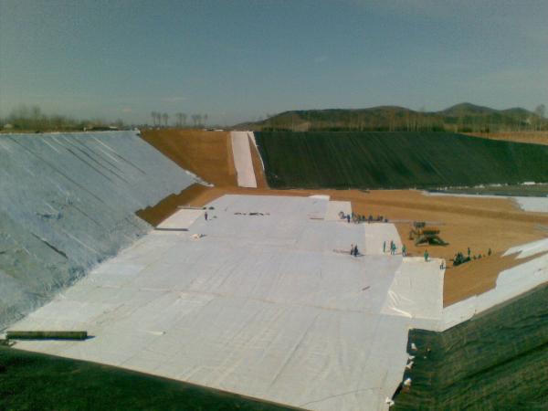 L'utilisation de l'argile de bentonite pour les projets de sous-sol 5500gm2