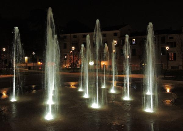 Beautiful Dry Floor Floor Water Feature , Dancing Water Fountain Art 380V