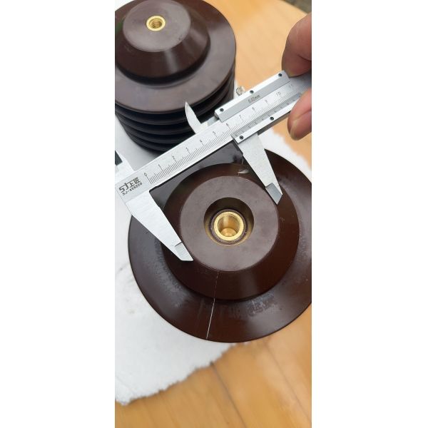 Brown Epoxy Resin Medium Voltage Outdoor Support Insulators with 175mm Length