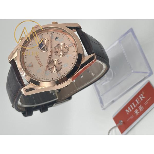 Fashion Round Dial Men′s Watch Design Multi-Function Calendar Quartz Wristwatch