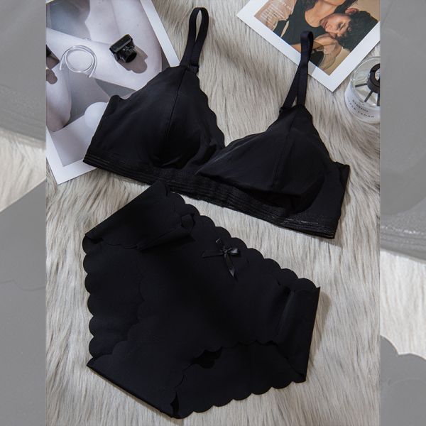New Arrival Female Seamless Panties With Bra Pants and Bra Wholesale Comfortable Fashion Womens Panties and Bras Seamless