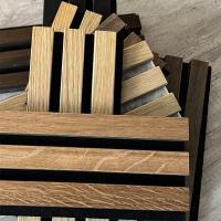Los paneles acústicos de madera de rejilla de la chapa del Mdf de la pared del roble decorativo del poliéster para Interor
