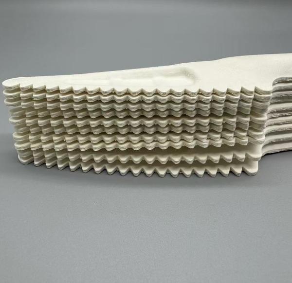 Grátis Papel de pasta compostável ecológico Cortador de bifes descartável Faca dentada
