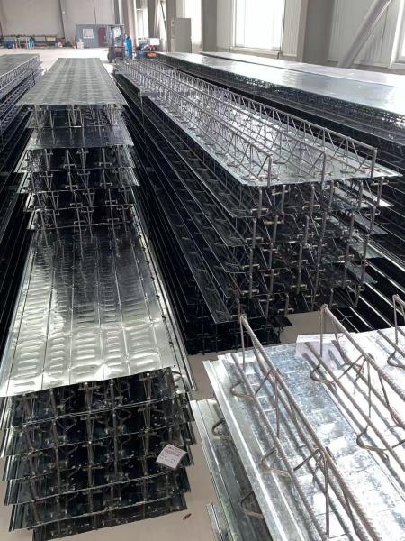 Steel truss floor deck