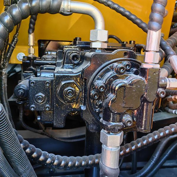 SY115 Used SANY Excavators 73kw Rated Power 0.5m3 Bucket Capacity Original Components