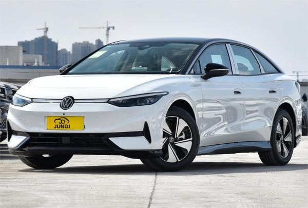 All Wheel Drive ID7 Volkswagen Electric Vehicle For High Performance Driving