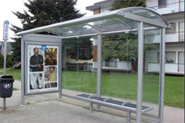 Anti Dust Stainless Steel Smoking Shelter , Heat Resistant Modern Bus Stop Design
