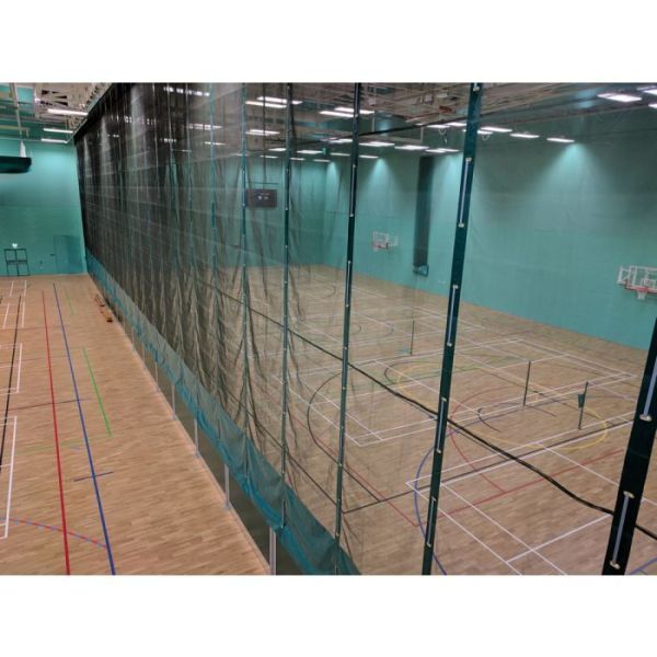 Hot Selling PVC Mesh Panels Roll-up Gym Divider Curtain with 7.5m per Minute Lifting Speed and Customizable Color