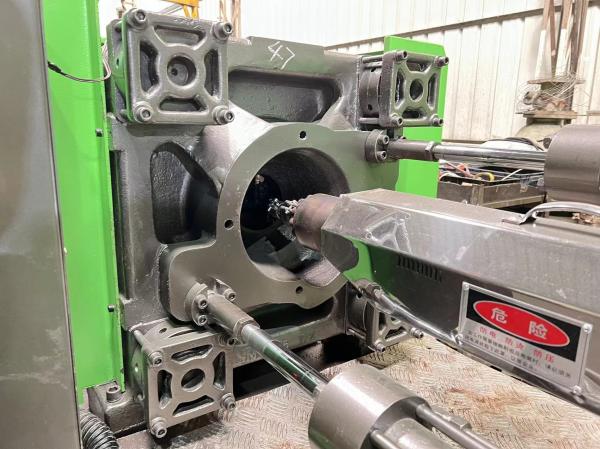Welltec 130ton Servo Motor Injection Molding Machine Horizontal For Plastic Fork Knife