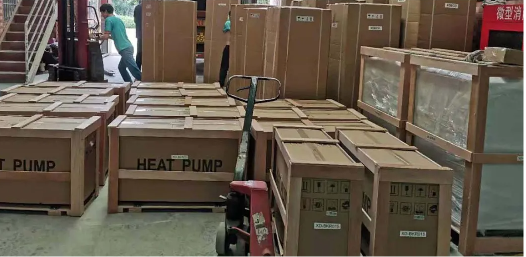 Реклама теплового насоса источника воздуха СО2 теплового насоса 15HP разделения компрессора EVI