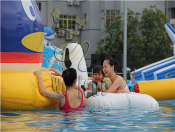 Outdoor Inflatable Water Toys For The Lake, inflatable Spotty Dog