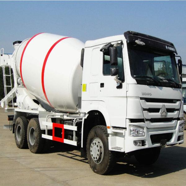8 CUBIC CONCRETE MIXER TRUCK SINOTRUK HOWO