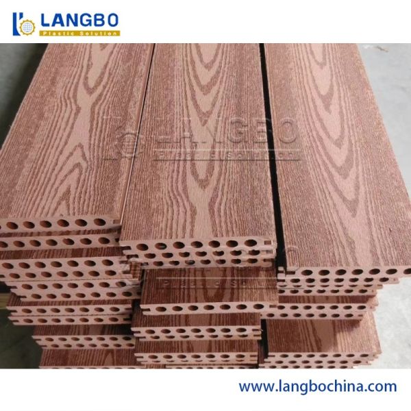 WPC Decking Line with Wear Resistance and Compressive Strength Suitable for Outdoor Decking