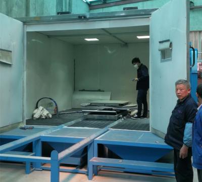 Small Shot Blasting Booth No Foundation Pit , Shot Blasting Room For Light Duty Job