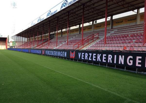 P8 Stadium Sports Perimeter LED Display Panel led video banner with Rubber cover