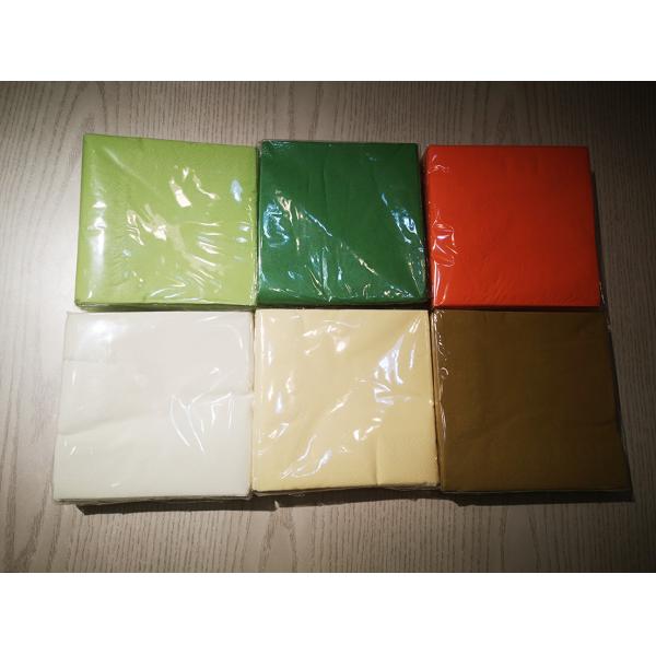 Disposable 20gsm Color Paper Napkin 33cm Wood Pulp