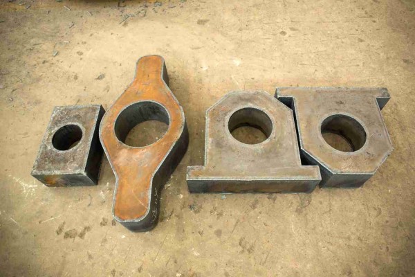 CNC Machine Laser Cutting Steel Sheet Fabrication ASTM / GB / JIS Standard for Metal Processing Machinery