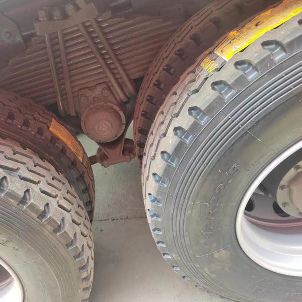 Secondhand Sinotruk Tipper Truck 30 Ton 10 Wheeler Howo 375 Dump Truck