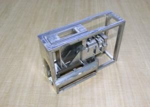 Prototype de fraisage en aluminium de pièces de commande numérique par