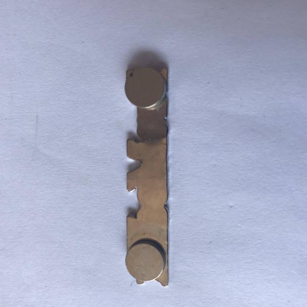 Custom strong magnitc lapel pins badge wholesale items in stock