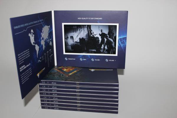 7 inch 2GB Video booklet , Marketing lcd video card for company intruction