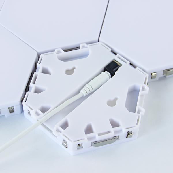 Lampes à capteur tactile modulaires hexagonales La solution d'éclairage de décoration intérieure ultime