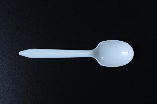 Effortlessly Serve Your Guests with Our PP Disposable Plastic Cutlery and Straws Set