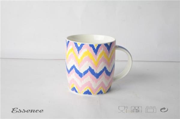 Bright Colorful Fine Bone China Mugs , Ceramic Travel Coffee Cup With Logo Printing
