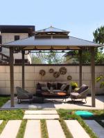 Gazebo exterior com telhado de metal duro