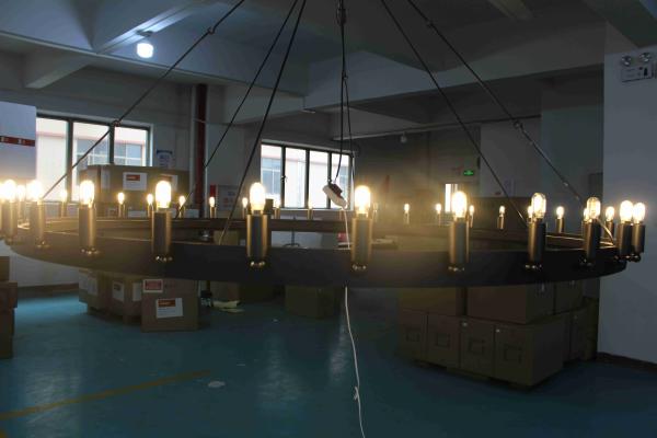 Hot Hanging Art Decorativo LED Lâmpadas de Pendente de Cristal de Ferro Moderno Quarto de Dormitório Vila Sala de estar Vidro K5 Cristal Lustreiro