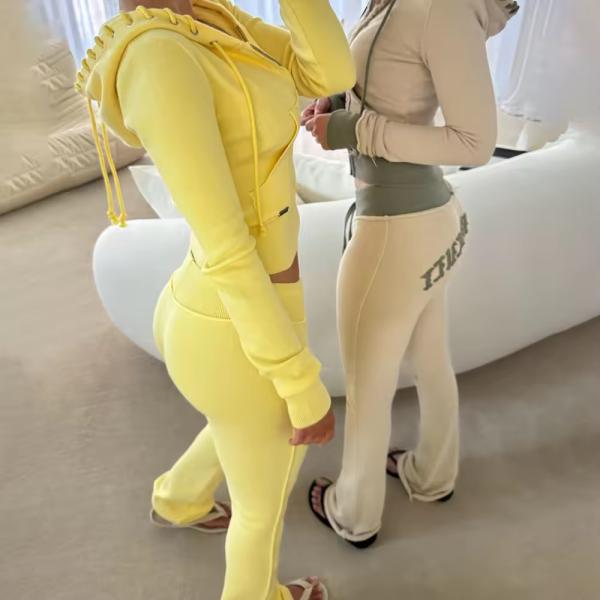 Custom Cotton Knit Y2k Flared Jogging Tracksuits Female Cropped Slim Fit Skinny Distressed Sweatsuit Women