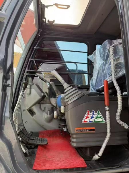 Excavadora de orugas japonesa usada Hitachi ZX120 de 2022 con componentes principales CE EPA, incluyendo opciones de motor, bomba y motor.