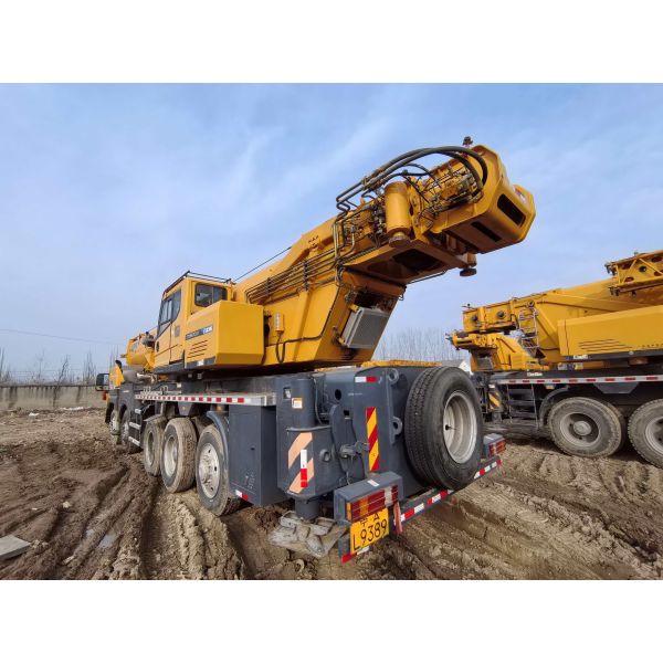 Used 2021 XCMG QY110K7C 110 Ton Truck Crane