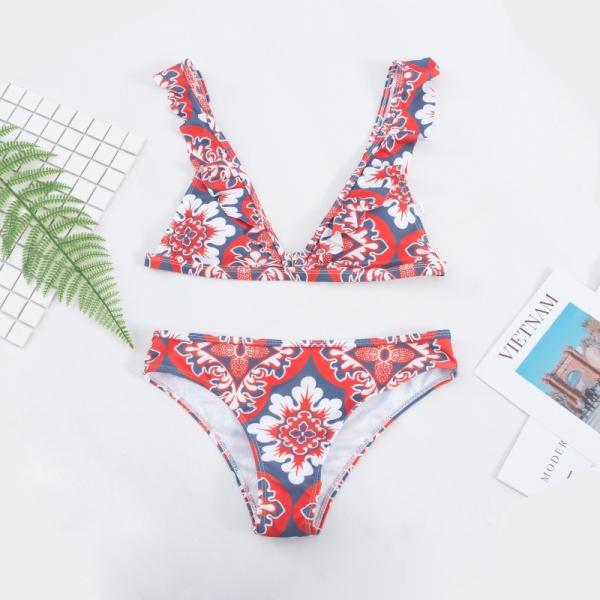 Ruched Trim Deep V Neckline Top With  Low Waist Women bathing Suit