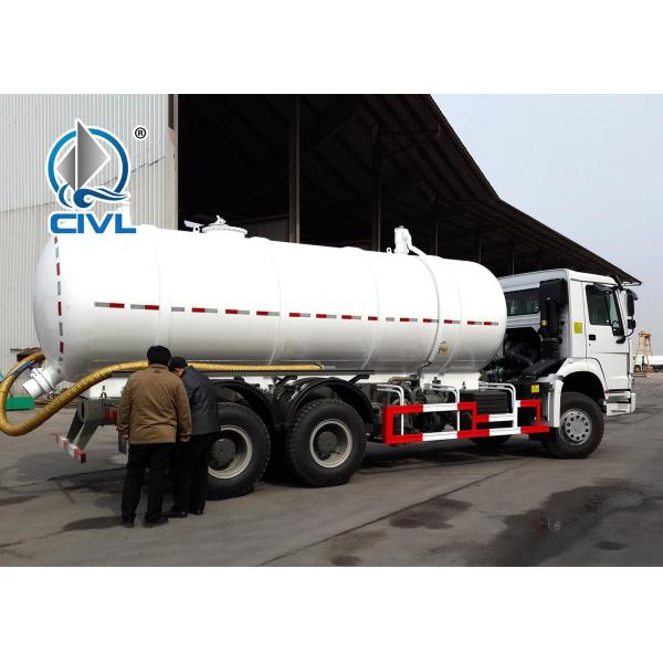 Sinotruk Howo7 Transporting Sewage Tank Cleaning Truck / Septic Pumping Truck 17CBM LHD 336HP