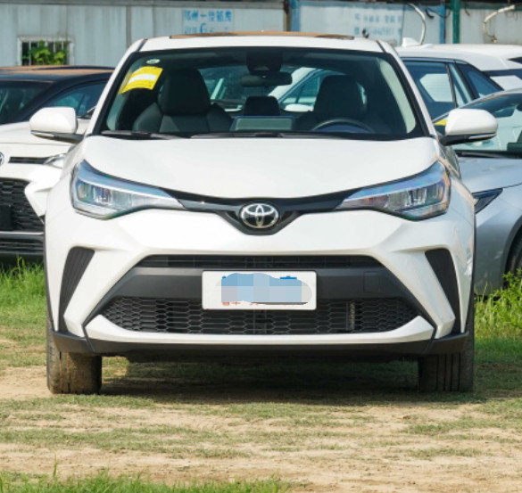 Популярные подержанные автомобили водя бензина черноты версии 2.0L 5seats SUV Тойота C-HR 2022