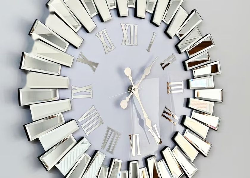 Silver Mirror Wall Clock with Silent Movement and Customizable Design for Luxe Homes