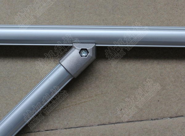 45 Degree Flexible aluminum pipe connectors Die casting AL -3 Anodizing Silver