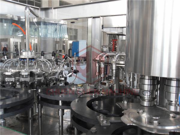 2000BPH Small Capacity Hot Juice Filling Machine / Energy Drink 3 In 1 Bottle Filling Machine