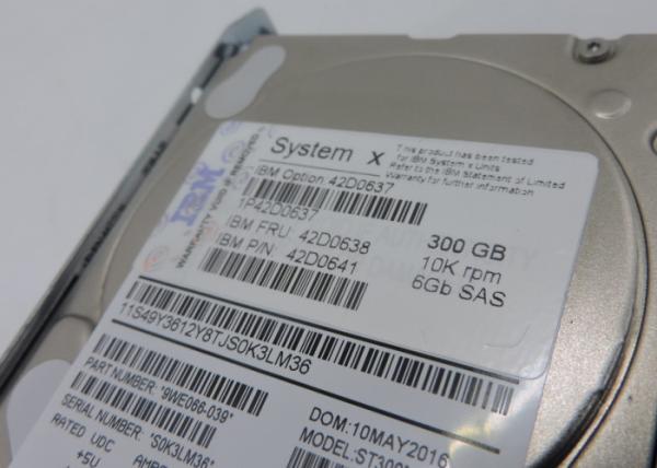 IBM Hard Disk  42D0638 42D0637 90Y8877 90Y8878 300GB 10K SAS 3650M