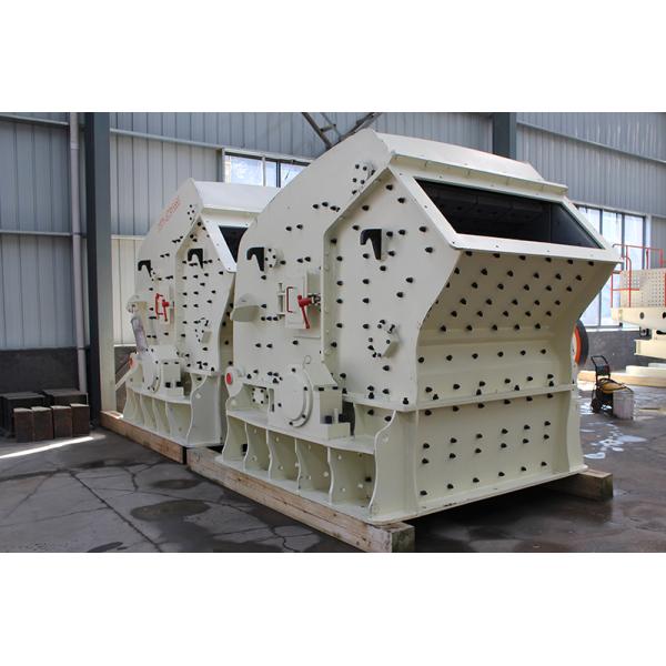 Máquina de la trituradora de piedra del impacto de la mina de la construcción PF1315 para el machacamiento de la piedra caliza del mineral