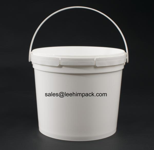 Plastic packaging drum