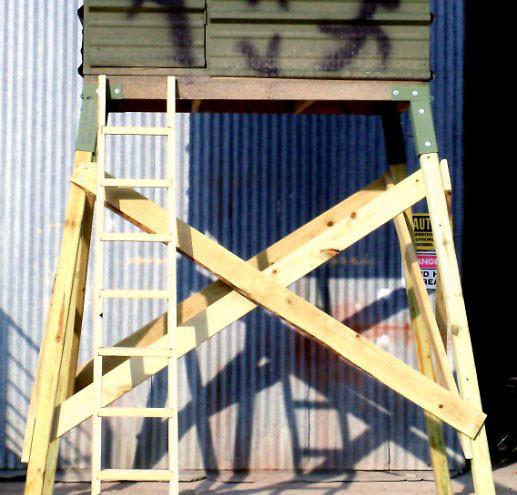 Alta resistência de aço cervo blind Tower Stand Brackets 4X4 para Custom Tree House em preto