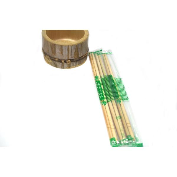 Индивидуал упаковал устранимые бамбуковые палочки с зубочисткой в полиэтиленовых пакетах