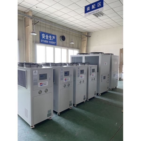 High Efficiency Air-Cooled Screw Chiller - Energy Saving Industrial Refrigeration Equipment